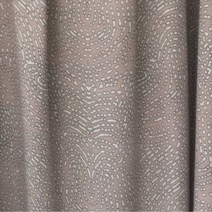 Rose & Olive 3x Light Mauve with White Spot Detail Sleeveless Blouse